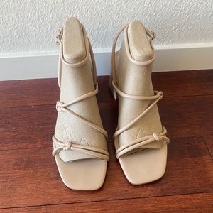 Marc Fisher Gavery Ankle Strap Heeled Sandal Size 7